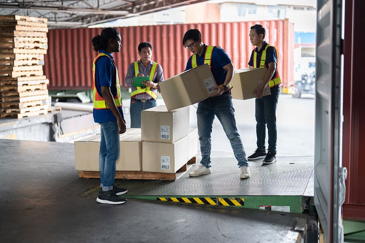 Same Day Delivery in the UK: How It Works, What It Costs and How to Choose
